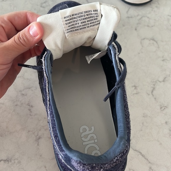 ASICS Gel Sneakers - Picture 2 of 5